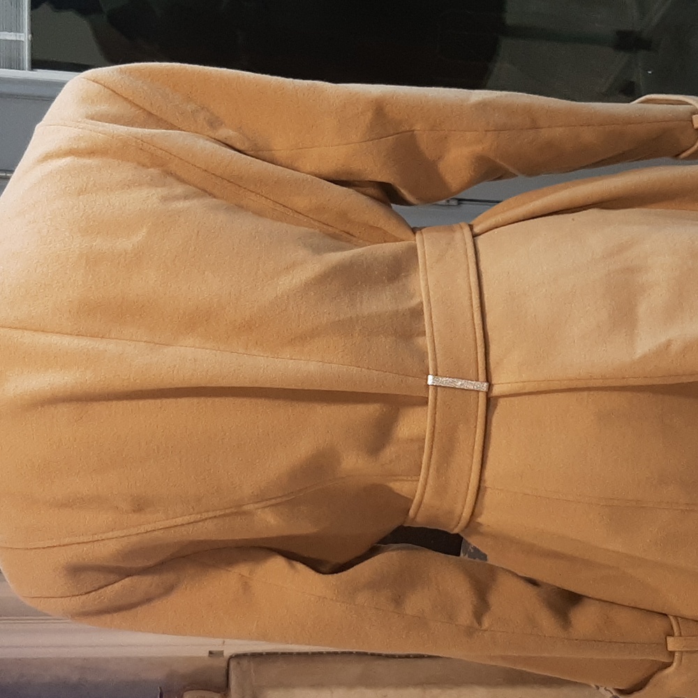 Tommy Hilfiger Beige Double-Breasted Trench Coat - Picture 6 of 9